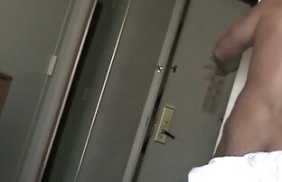 XXX Lesbianas perras alfombra comiendo y consolador xxx en español latino A la mierda