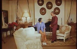 XXX Julie Simone en medias de nylon peliculas de porno en español latino disfrutando de cera caliente sobre su cuerpo